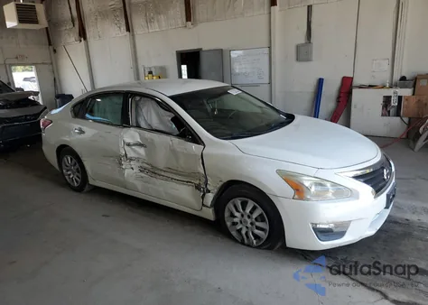 2013 Nissan Altima 2.5 из США, поврежденный, VIN 1N4AL3AP7DN501636